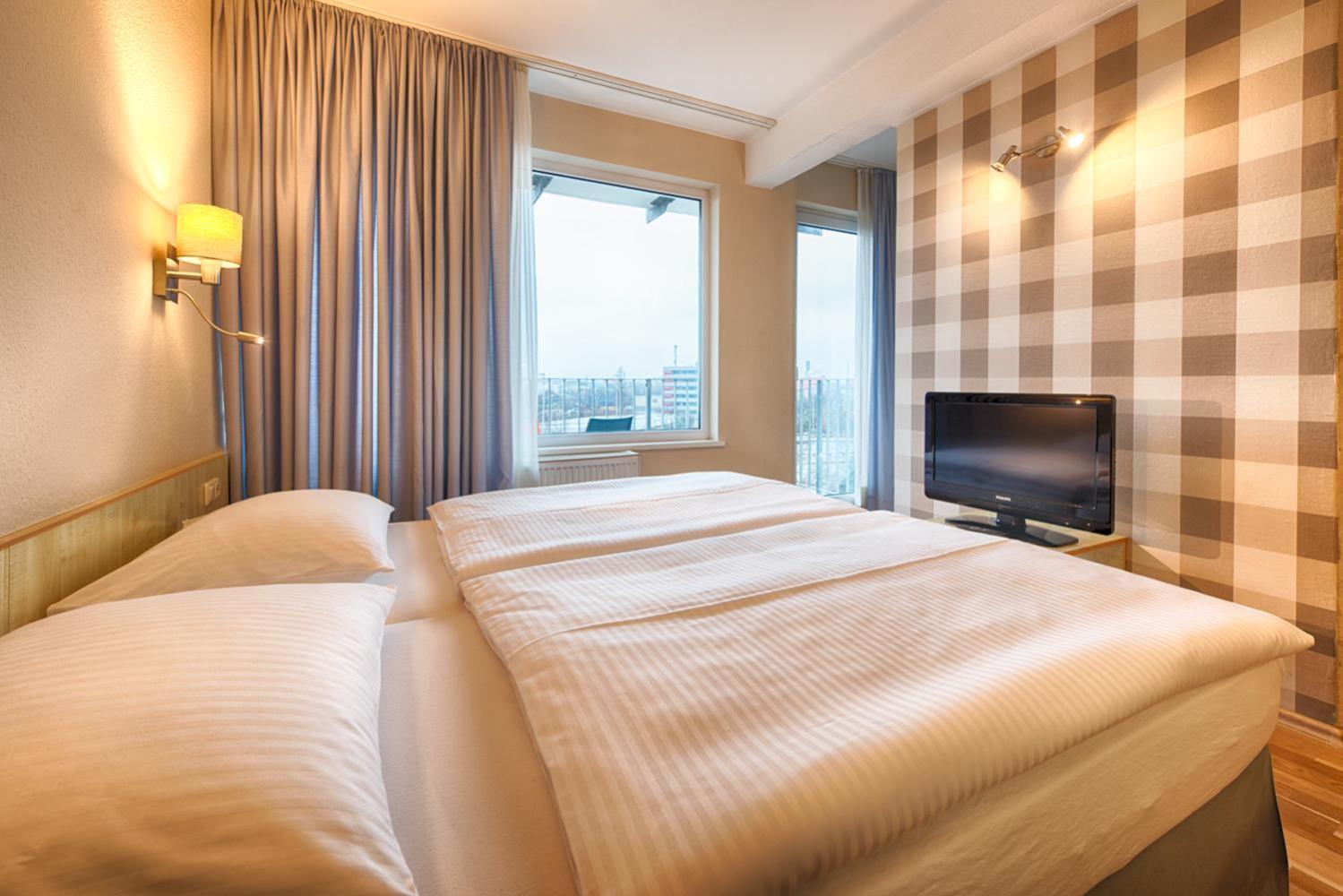 Enjoy Hotel Berlin City Messe Exteriör bild
